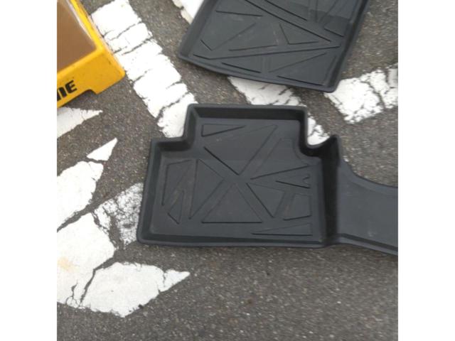 メーカー不明 3Dフロアマット