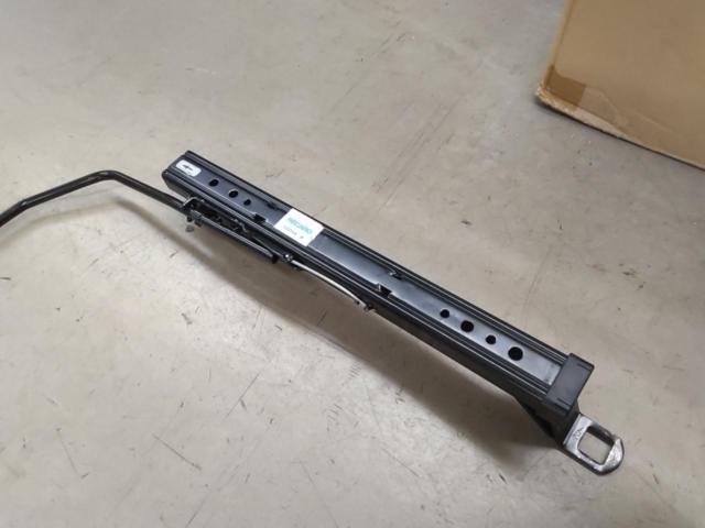 RECARO ベースフレーム