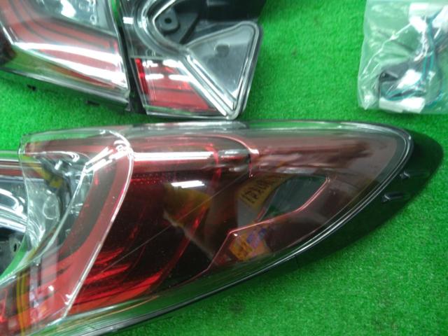【左右セット】【トヨタ純正】 ZYX10系 C-HR純正 前期 テールランプ 【KOITO 10-104】