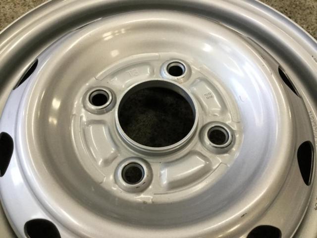 Others
Unknown Manufacturer
Steel wheel