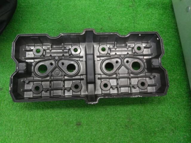 KAWASAKI
ZRX400 engine head cover