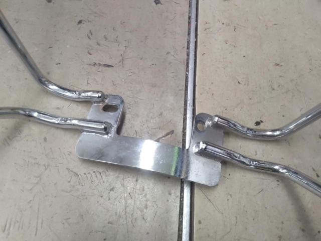 Harley-Davidson
Genuine passenger grab rail