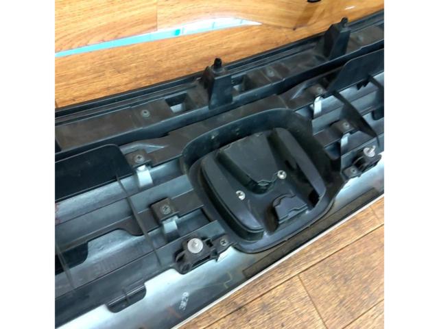 ホンダ純正 N-BOX/JF1前期純正グリル
