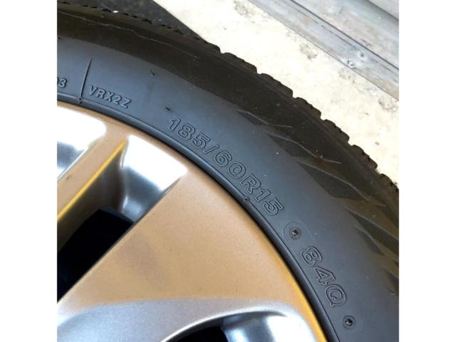 【トヨタ純正】 170系シエンタ純正ホイール+【BRIDGESTONE】BLIZZAK VRX2