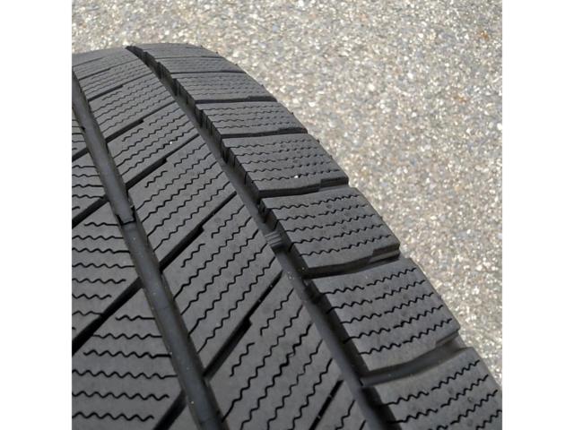 HOT STUFF(ホットスタッフ) WAREN(ヴァーレン) スポークホイール  + BRIDGESTONE(ブリヂストン) BLIZZAK VRX3