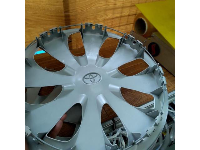 【トヨタ純正】NHP10アクア純正 15インチホイールキャップ 4枚セット