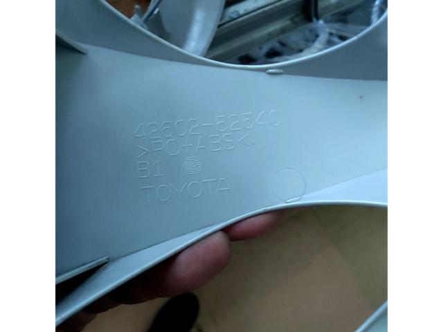 【トヨタ純正】NHP10アクア純正 15インチホイールキャップ 4枚セット