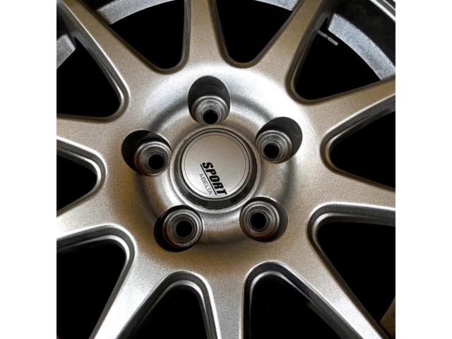 Yellow
Hat
Sport
ABELIA
+
BRIDGESTONE
BLIZZAK
VRX3