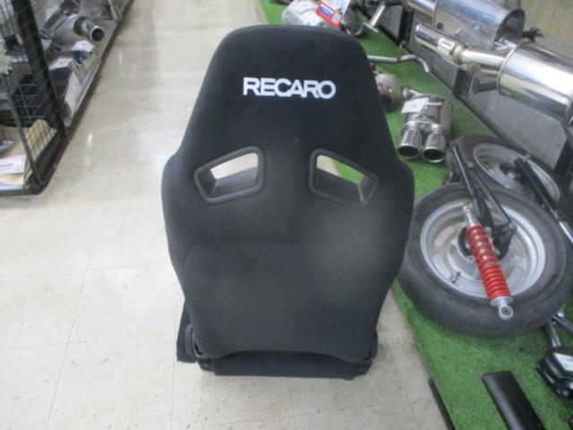 Suzuki genuine
Alto Works / HA36S
RECARO made seat
*Left dial