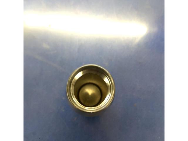 Unknown Manufacturer
Aluminum
Shift knob