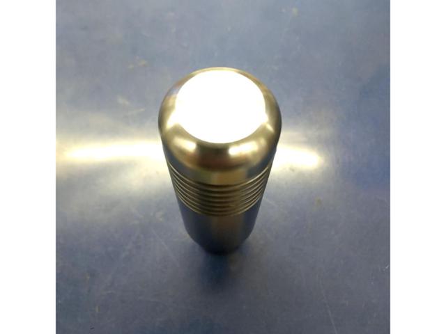 Unknown Manufacturer
Aluminum
Shift knob