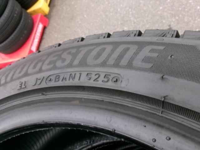 BRIDGESTONE BLIZZAK VRX3 225/45R18