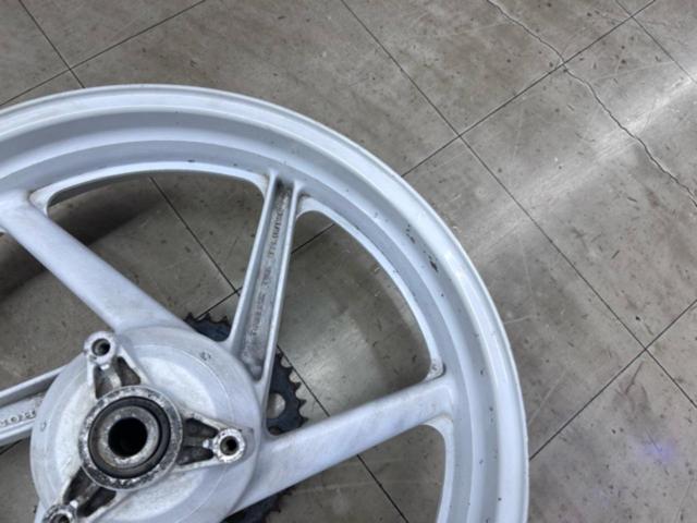 ホンダ純正 リアホイール ホワイト 【NSR250R/MC18 1988年型】
