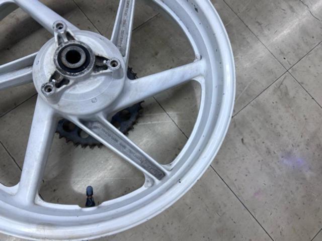 ホンダ純正 リアホイール ホワイト 【NSR250R/MC18 1988年型】
