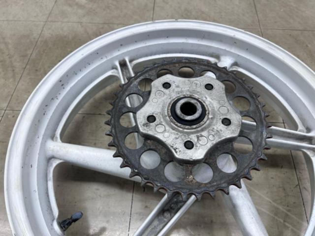 ホンダ純正 リアホイール ホワイト 【NSR250R/MC18 1988年型】