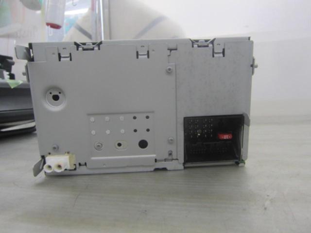 【VolksWagen/フォルクスワーゲン】 純正オーディオ VW-1K0 035 183B