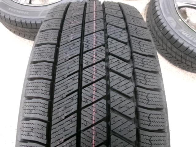 BRIDGESTONE TOPRUN VR5 + BRIDGESTONE BLIZZAK VRX3 215/60R17