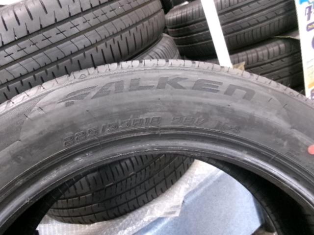 FALKEN
ZIEX
ZE001
A / S
225 / 55R18
4 pieces set