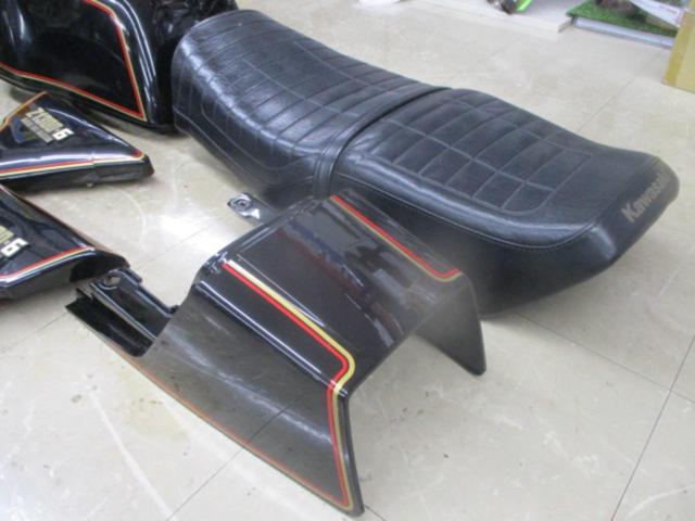 KAWASAKI(カワサキ) KZ1300純正外装セット