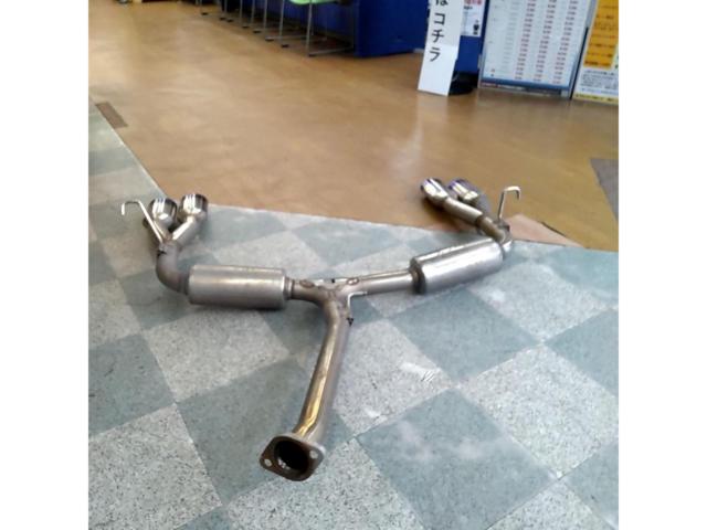 GANADOR VERTEX SUV 左右4本出し出しマフラー 60系ハリアー