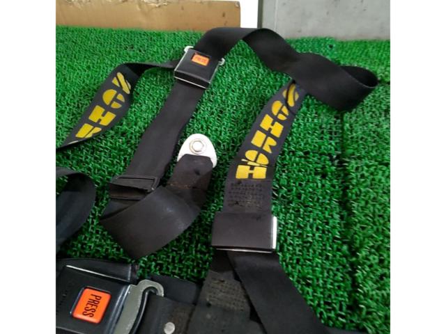 ワケアリ SCHROTH 3点式シートベルト