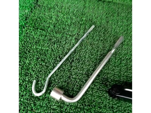 Unknown Manufacturer
Pantograph jack