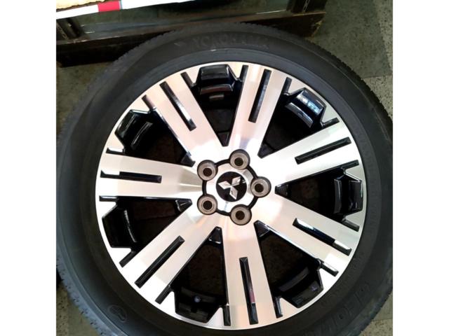 Genuine Mitsubishi parts
Delica
D: 5
Late original wheel