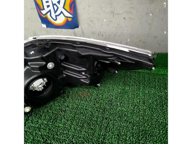 【スバル純正】Y5A エクシーガ ヘッドライト 右のみ