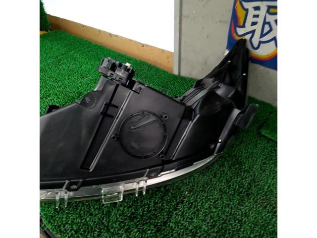 【スバル純正】Y5A エクシーガ ヘッドライト 右のみ