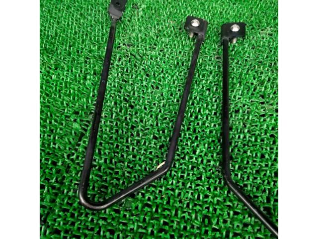 Unknown manufacturer side bag stays
CB400X