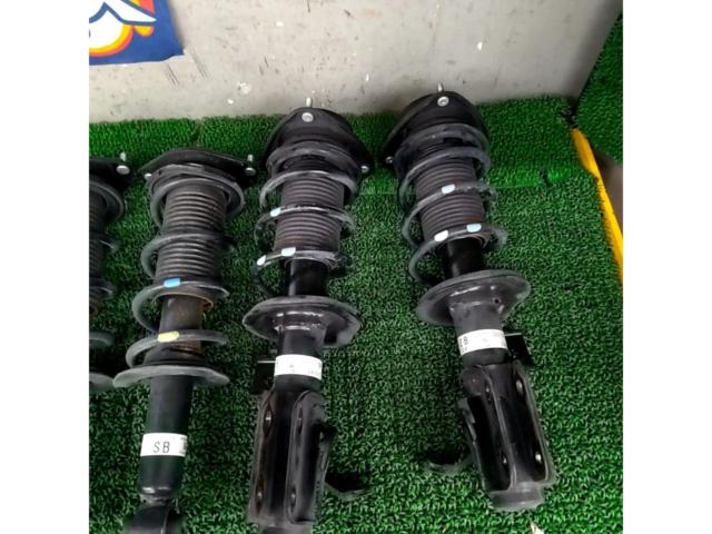 【トヨタ純正】GR86/ZN8純正 サスキット