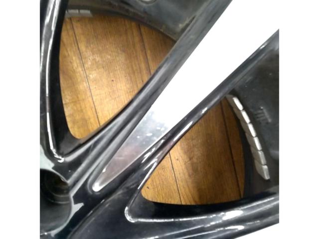 TOPY ZINA
YOUIKK
+
BRIDGESTONE BLIZZAK
VRX2