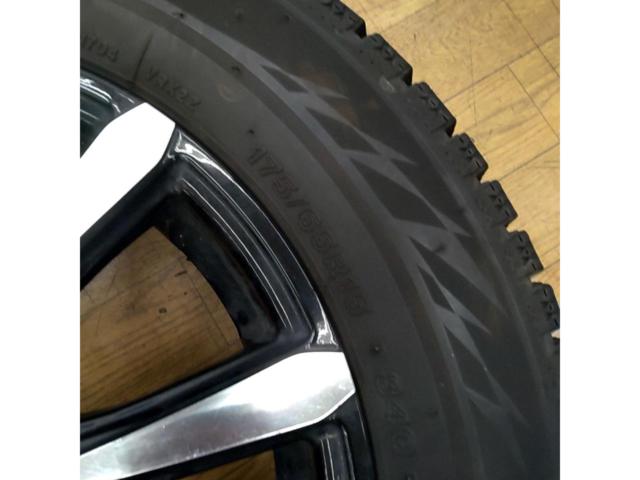 TOPY ZINA
YOUIKK
+
BRIDGESTONE BLIZZAK
VRX2