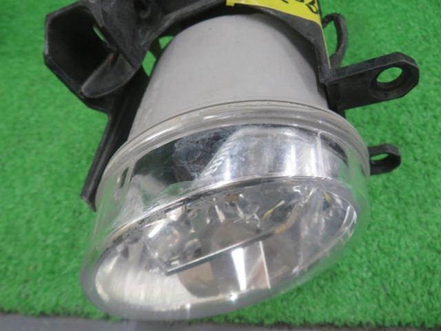 Toyota
130 series mark X
Genuine LED fog lamp