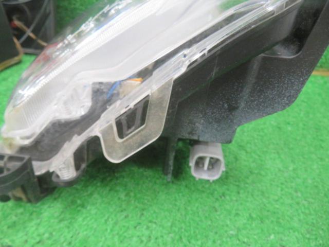 Toyota
50 Prius
Previous period
Genuine fog lamp