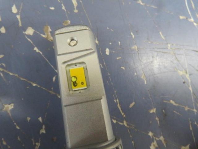 VELENO LEDバルブ H8/H11/H16
