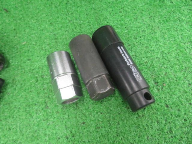 KYOEI KICS LEGGDURA RACING 2pcs Shell Type ロック&ナットセット RL53-13K