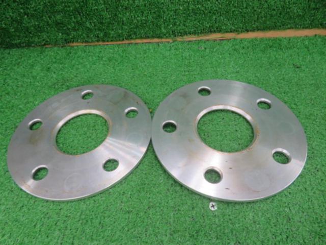 Unknown Manufacturer
5mm spacer
M14
114.3-5H
Hub 60mm
2 pieces set