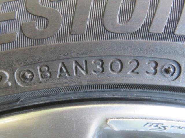 マツダ アクセラ BM系 純正ホイール + BRIDGESTONE BLIZZAK VRX3