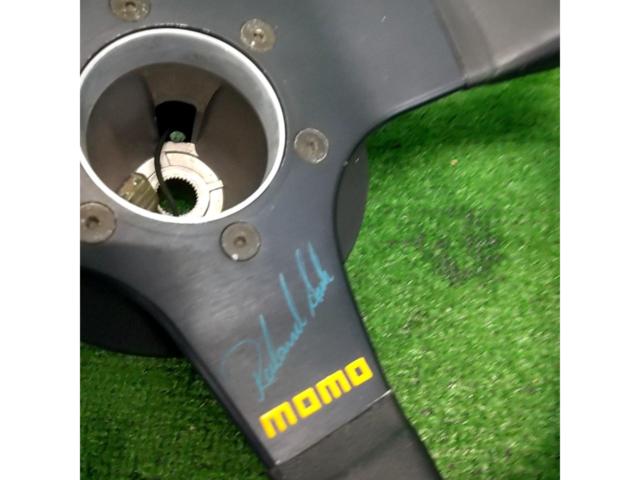 MOMO VELOCE RACING ローランドアッシュモデル