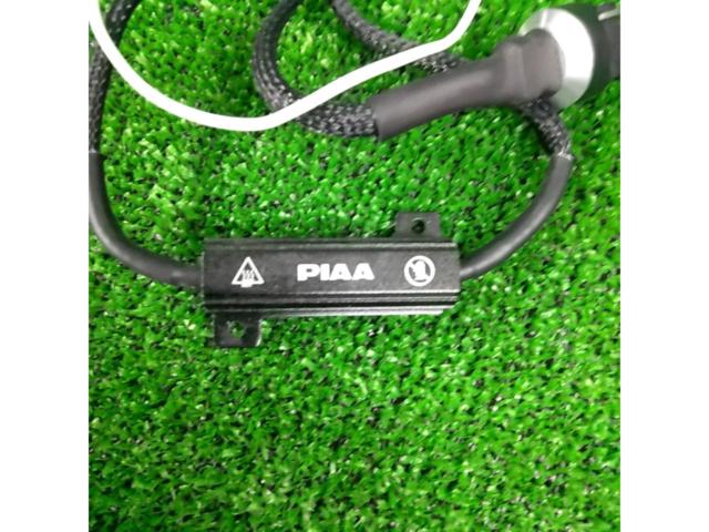 【PIAA】 2色点灯LEDバルブ T20