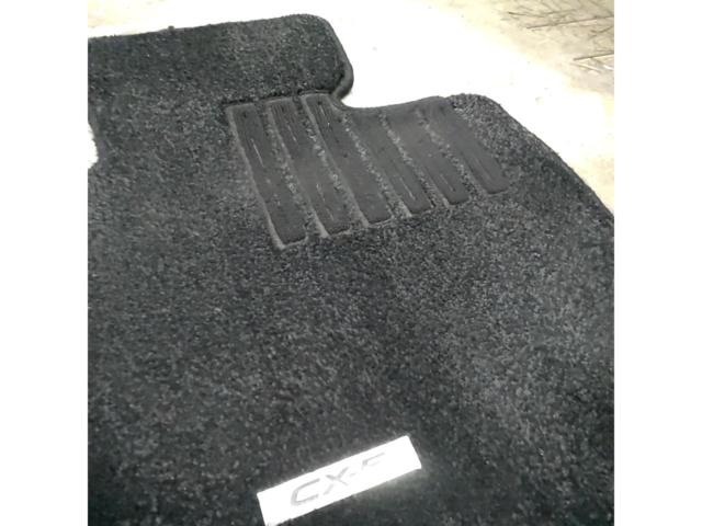 Mazda
CX-5 genuine floor mat
1 cars