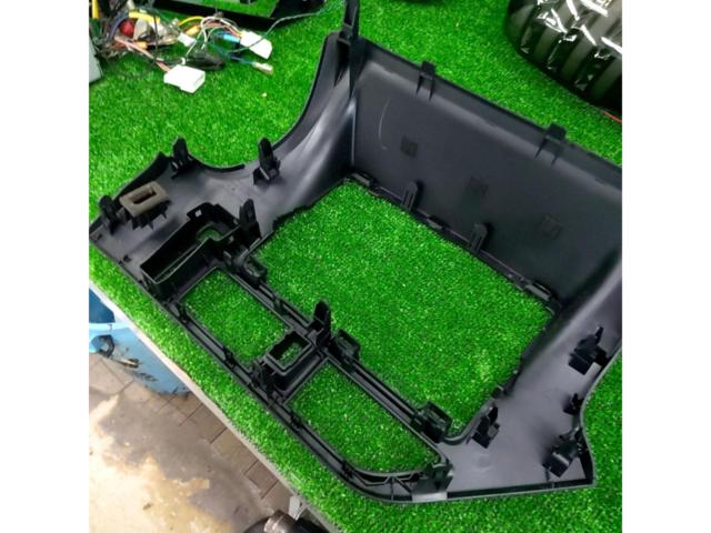 【トヨタ純正】80ノア・ヴォクシー7インチワイド用パネル