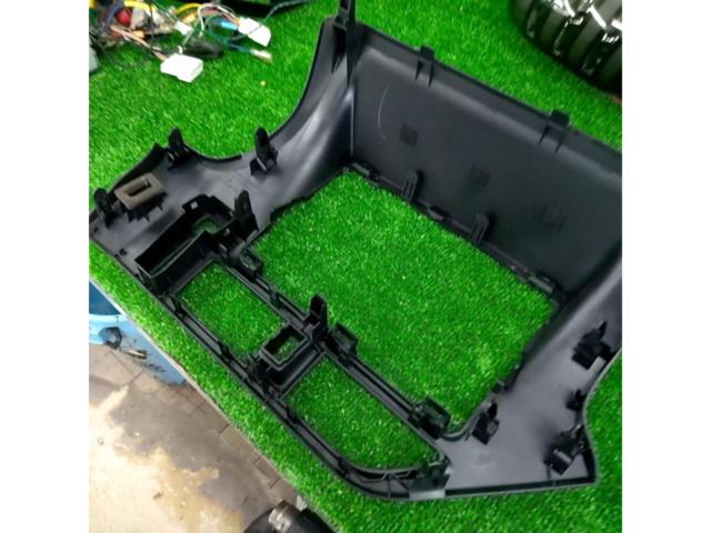 【トヨタ純正】80ノア・ヴォクシー7インチワイド用パネル