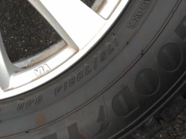 【weds】 raviron RS01 アルミホイール + 【GOODYEAR】ICENAVI8 4本セット 175/70R14