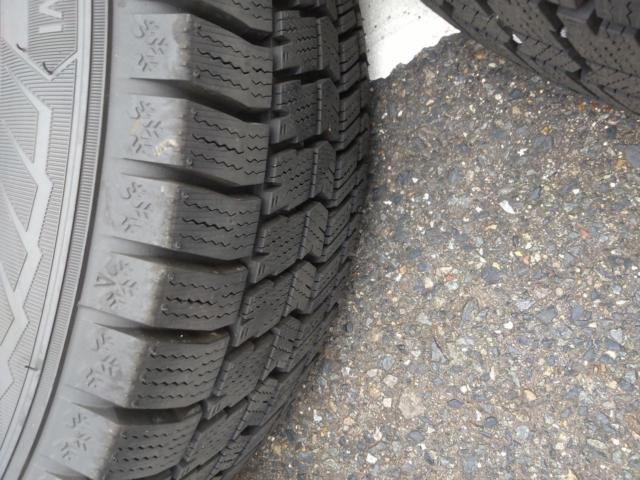 【weds】 raviron RS01 アルミホイール + 【GOODYEAR】ICENAVI8 4本セット 175/70R14