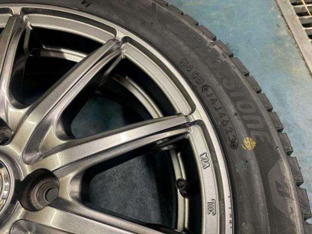 SCHNEIDER StaG (4HOLE)  + BRIDGESTONE(ブリヂストン) 【2023年製特価】［スタッドレス］BRIDGESTONE VRX3 175/55R15 77Q