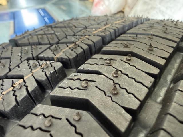 アクア純正アルミホイール   + BRIDGESTONE(ブリヂストン) 『確認』BRIDGESTONE(ブリヂストン) BLIZZAK VRX2(185/60R15)4本