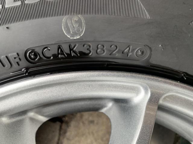 A-TECH(エーテック) SCHNEIDER(シュナイダー) RS-5 (4HOLE)  + BRIDGESTONE(ブリヂストン) BLIZZAK VRX2