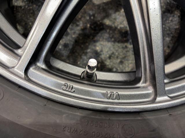 MID
FINAL
SPEED
+
PIRELLI
ICEZERO
ASIMMETRICO